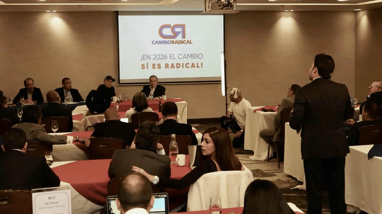 Imagen de Cambio Radical deja en libertad a sus miembros para apoyar candidato presidencial