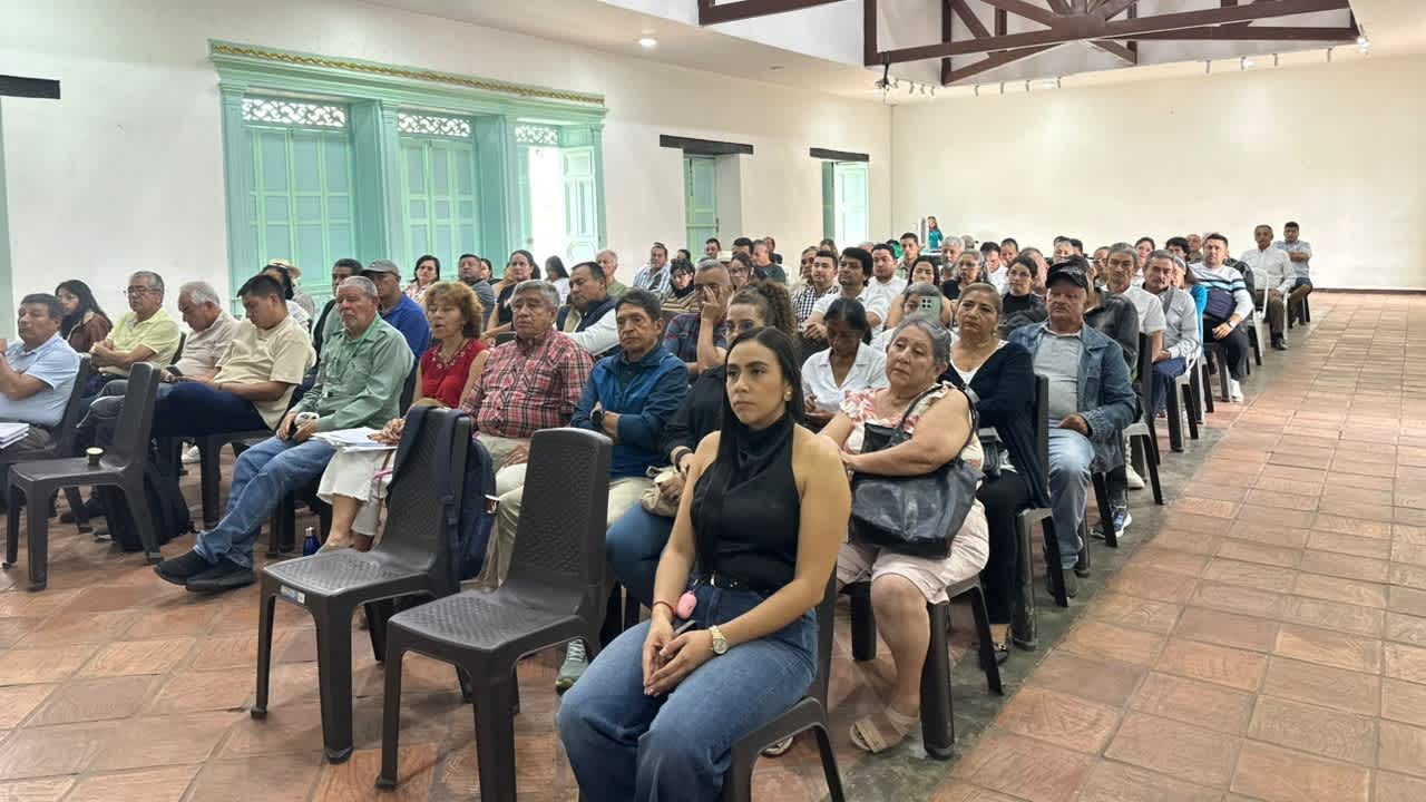 Imagen de Posesión de nuevos dignatarios de Asojuntas en Fusagasugá