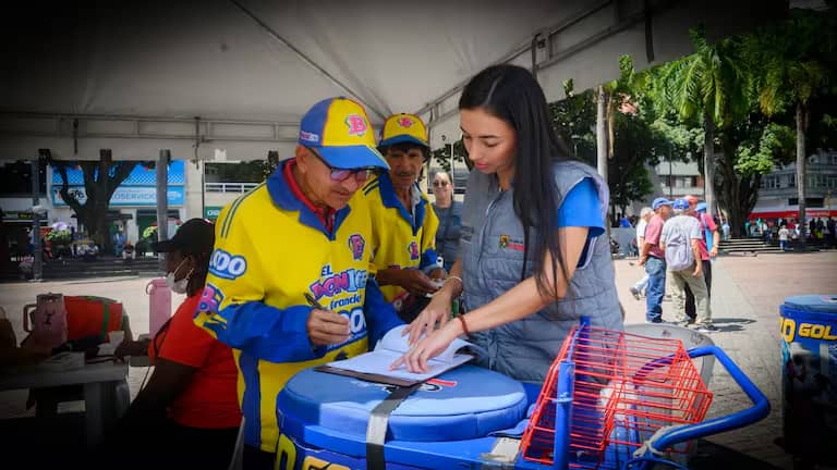Imagen de Alcaldía de Pereira identifica a 127 vendedores informales afectados por el sismo para apoyo económico