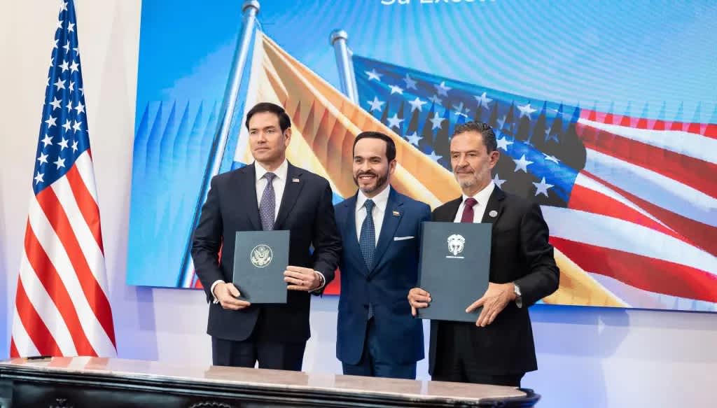 Imagen de Acuerdos De la Espriella y Rubio en Barranquilla: energía nuclear y minería estratégica