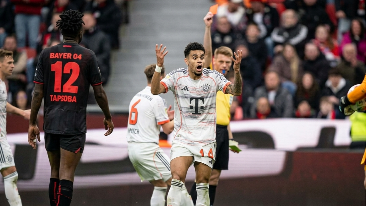 Imagen de Bayern Múnich apela expulsión de Luis Díaz usando las palabras del árbitro
