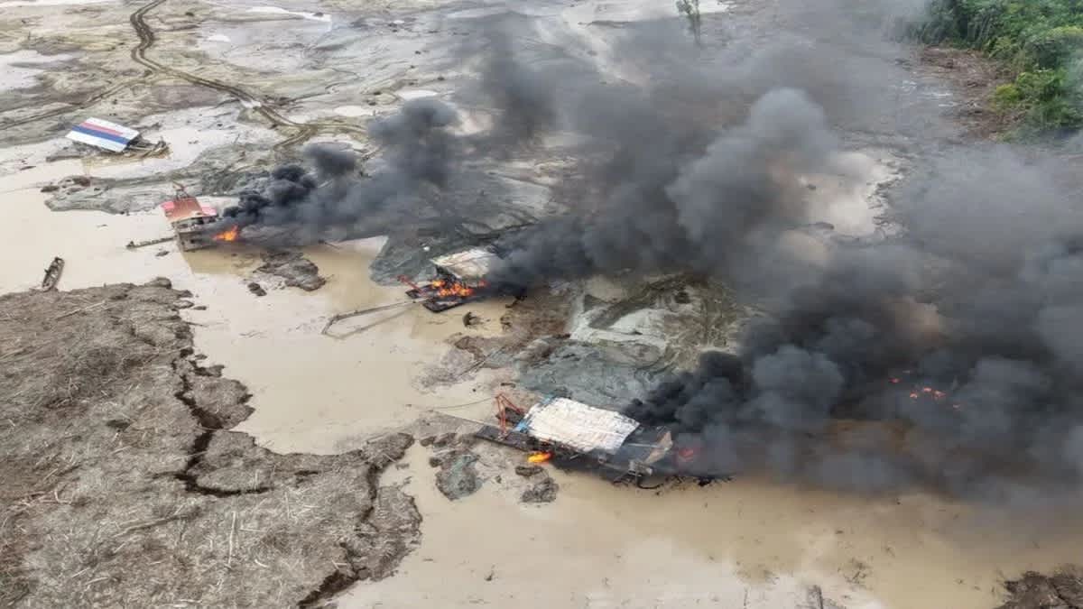 Imagen de Autoridades golpean la minería ilegal del Clan del Golfo en el Chocó