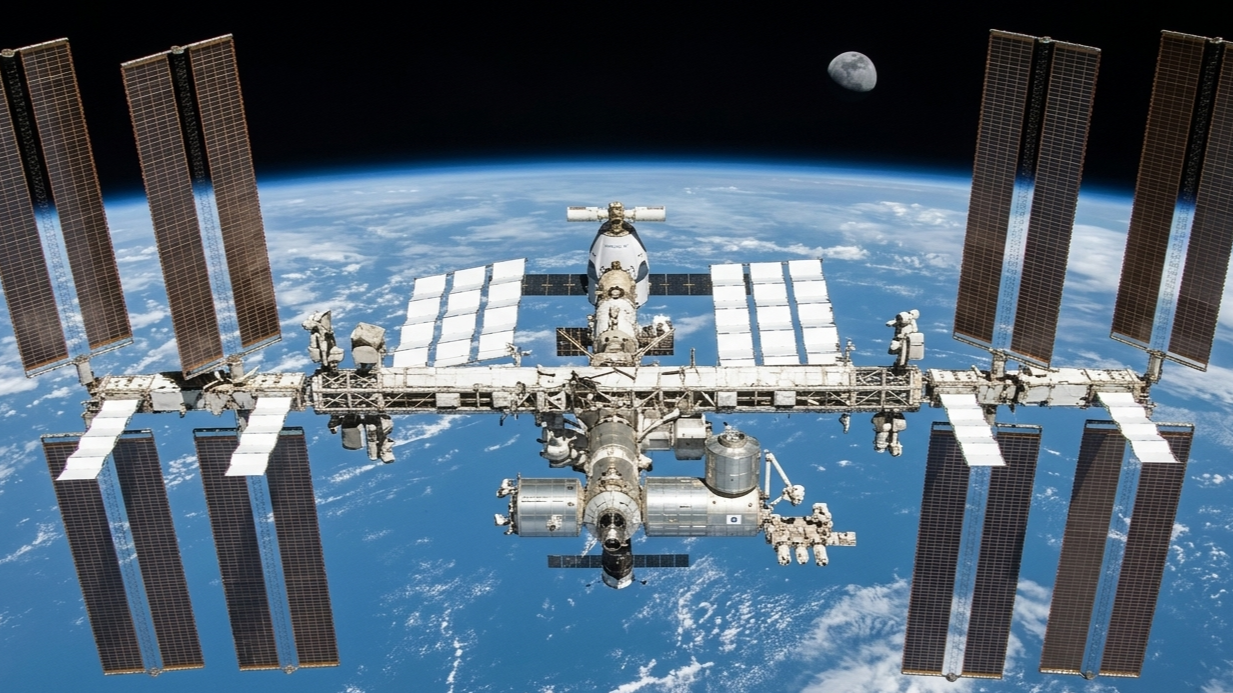 Imagen de Astronautas de la NASA salen al espacio para hacer un cambio clave en la Estación Espacial