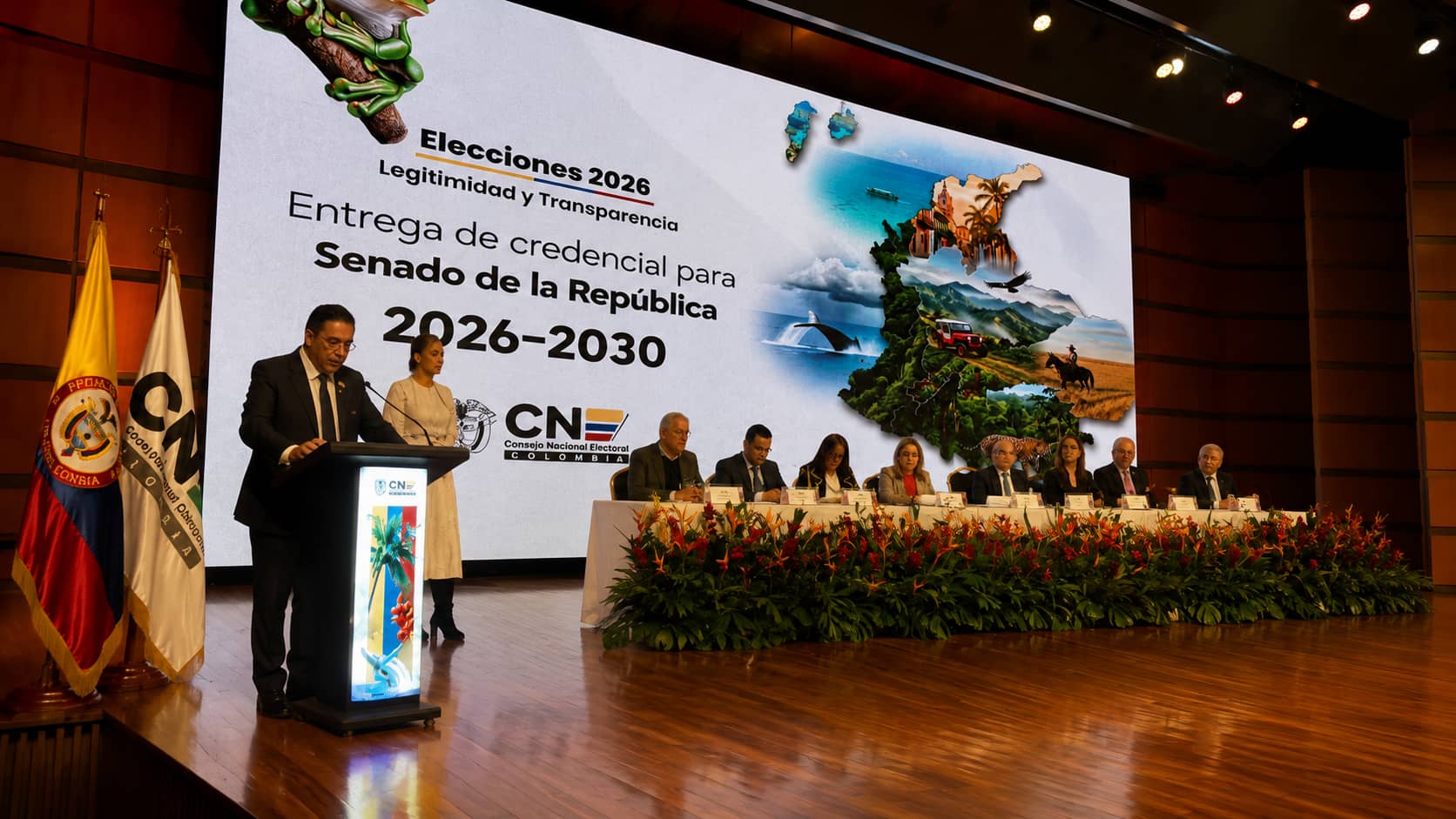 Imagen de CNE entrega credenciales a nuevos senadores electos para periodo 2026-2030