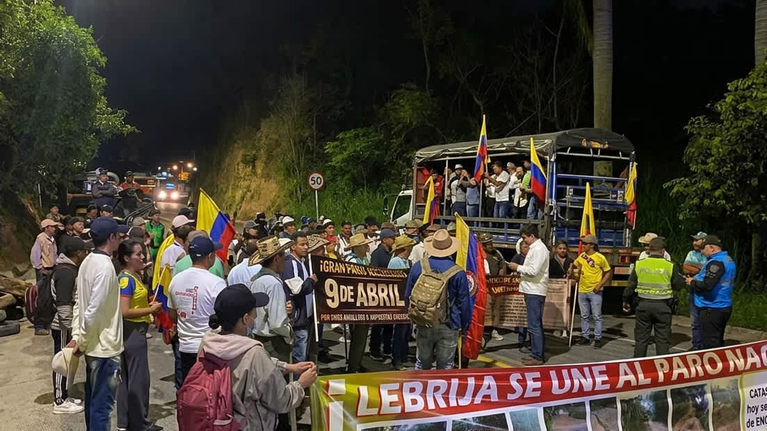 Imagen de Gremios advierten que bloqueos en Santander asfixian la economía y generan pérdidas millonarias