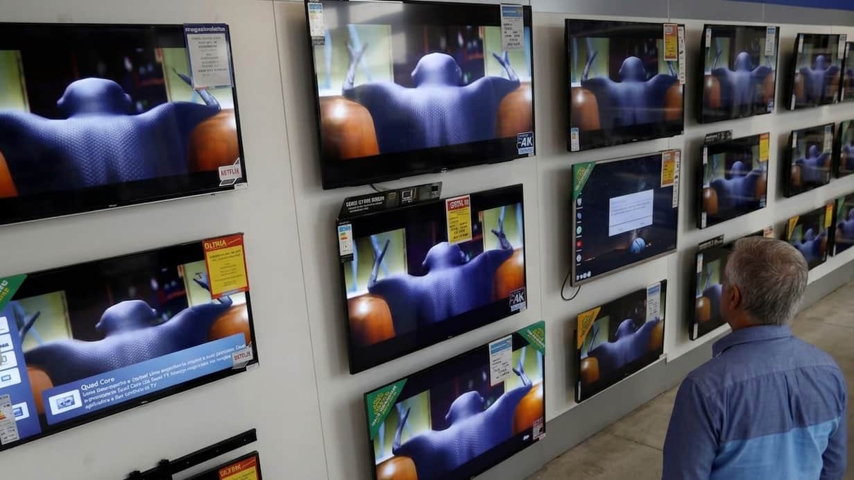 Imagen de Comprar un televisor para el Mundial 2026 costaría hasta 18% menos por la baja del dólar